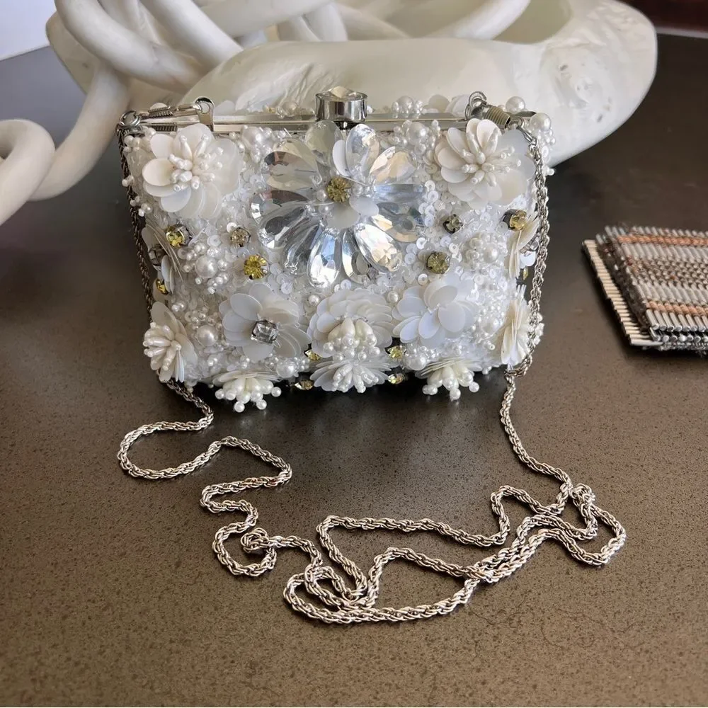 CETTA Y2K White Floral Sequins Embellished Evening Clutch
